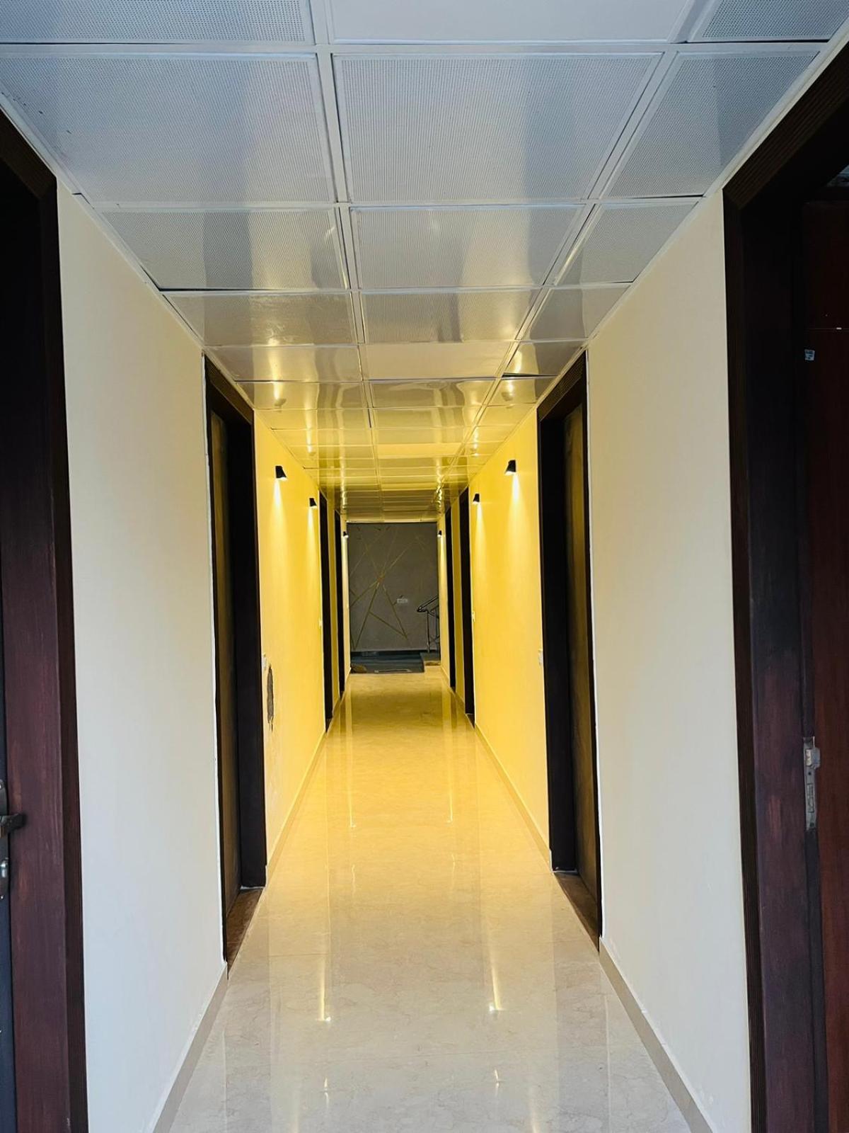 Hotel Riverb Νέο Δελχί Εξωτερικό φωτογραφία